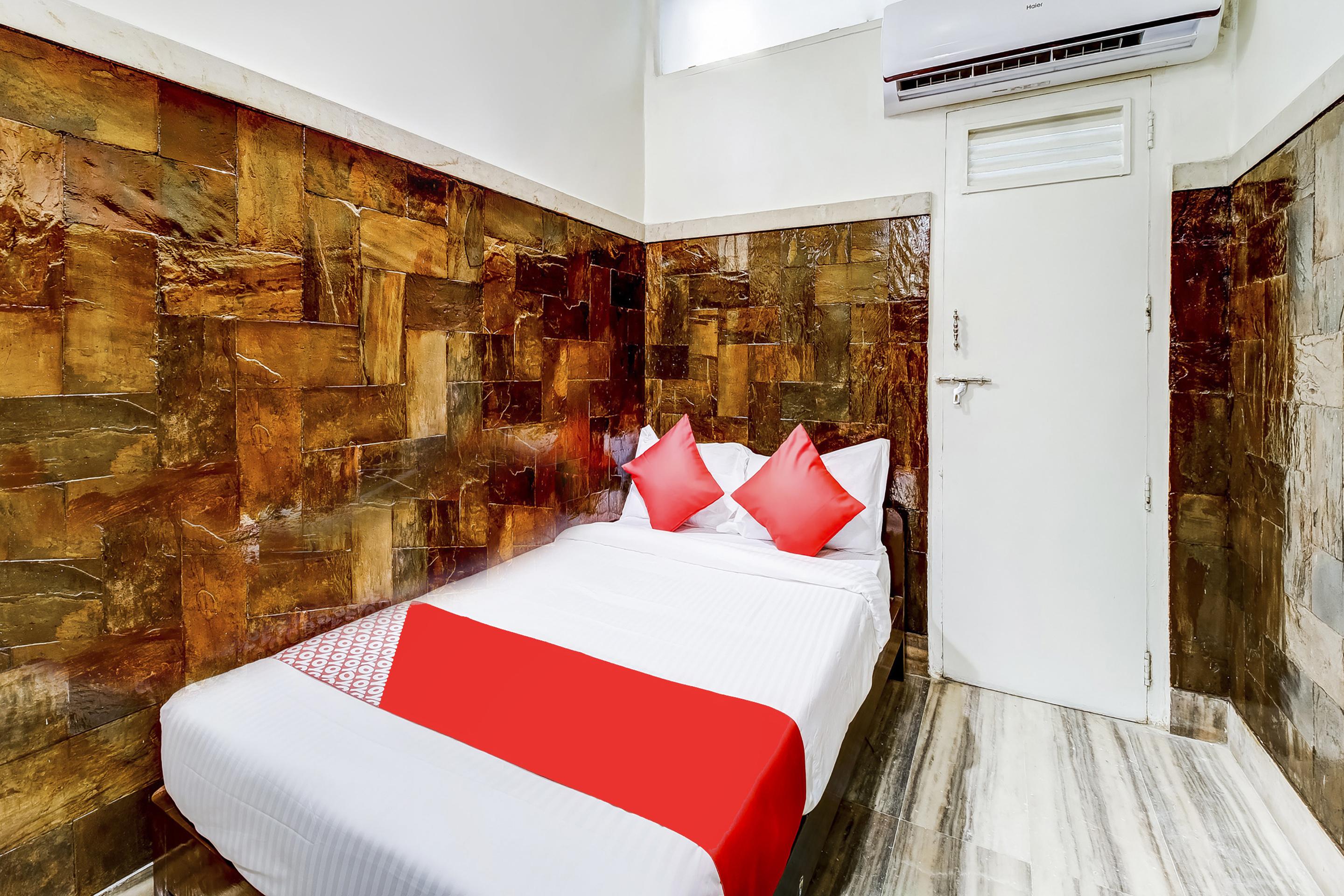 Super Oyo Hotel Dreamland Bombay Extérieur photo