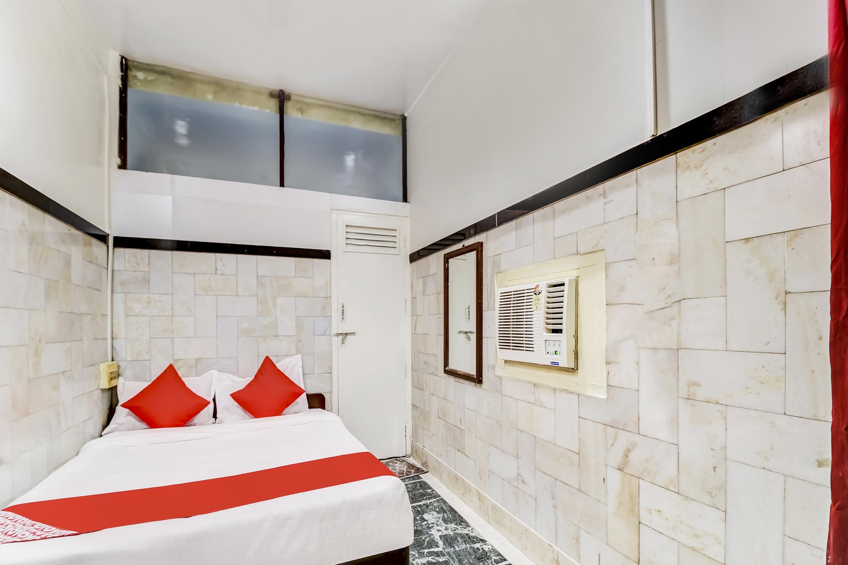 Super Oyo Hotel Dreamland Bombay Extérieur photo