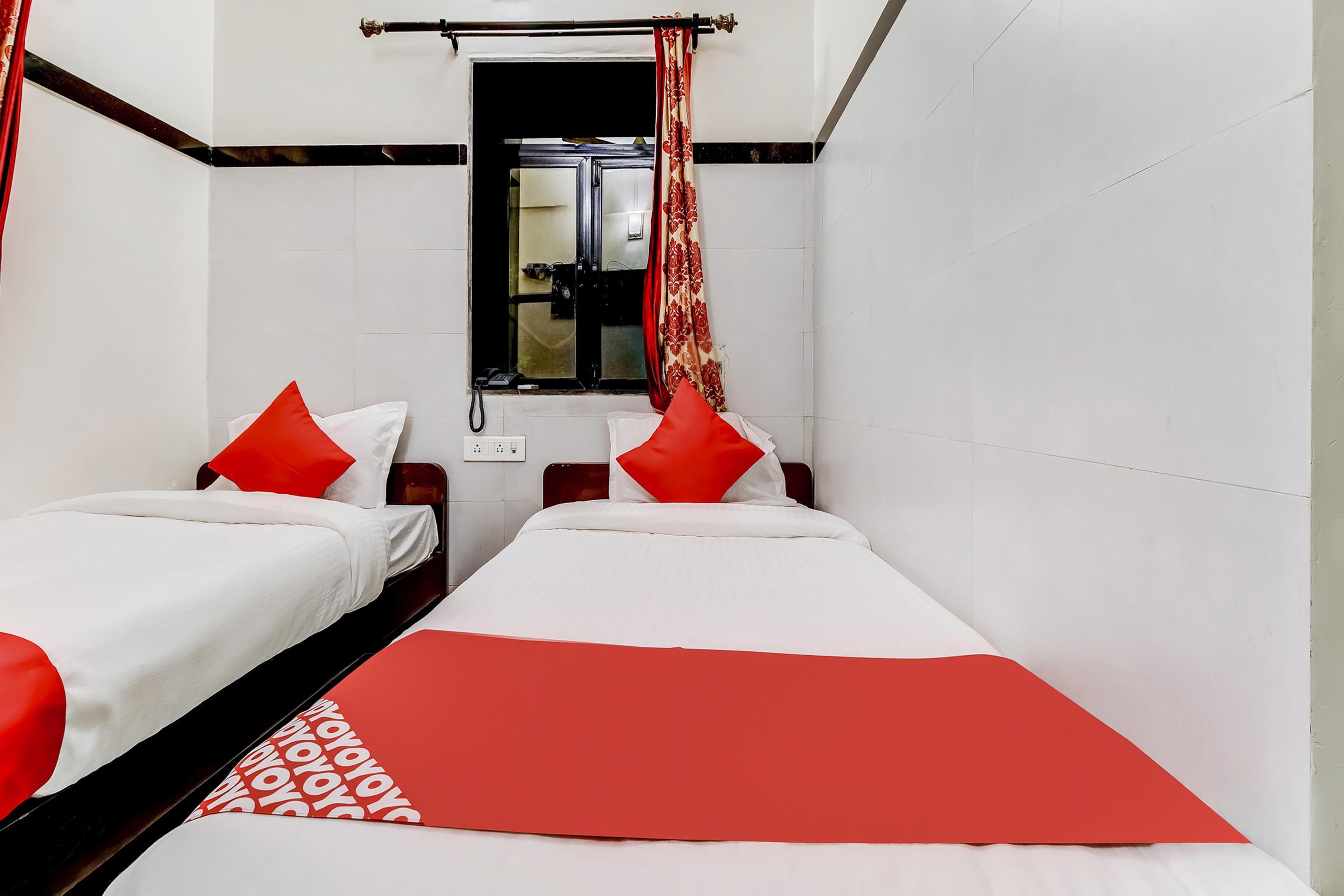 Super Oyo Hotel Dreamland Bombay Extérieur photo