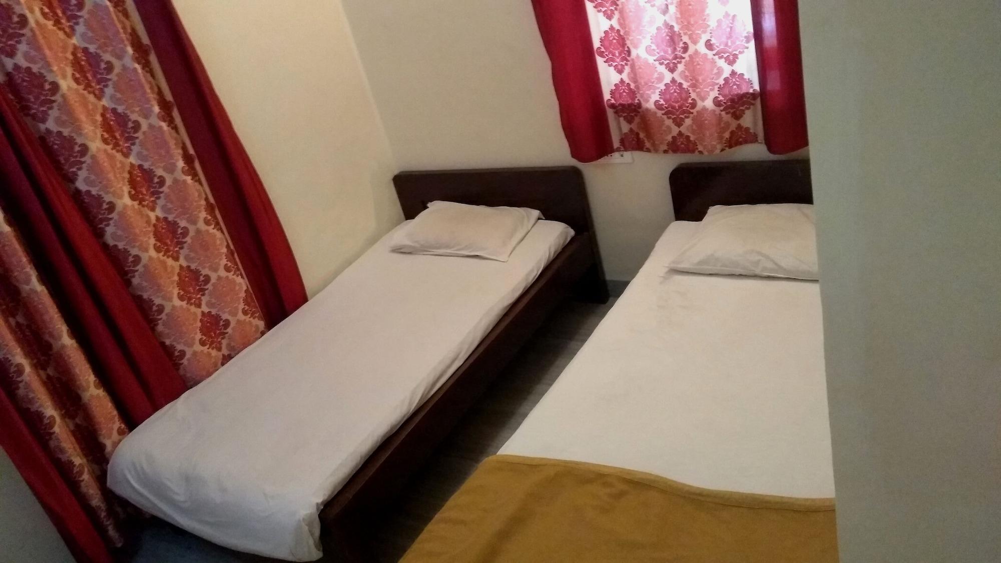 Super Oyo Hotel Dreamland Bombay Extérieur photo