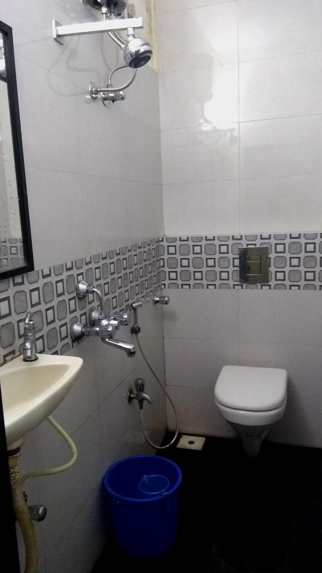 Super Oyo Hotel Dreamland Bombay Extérieur photo
