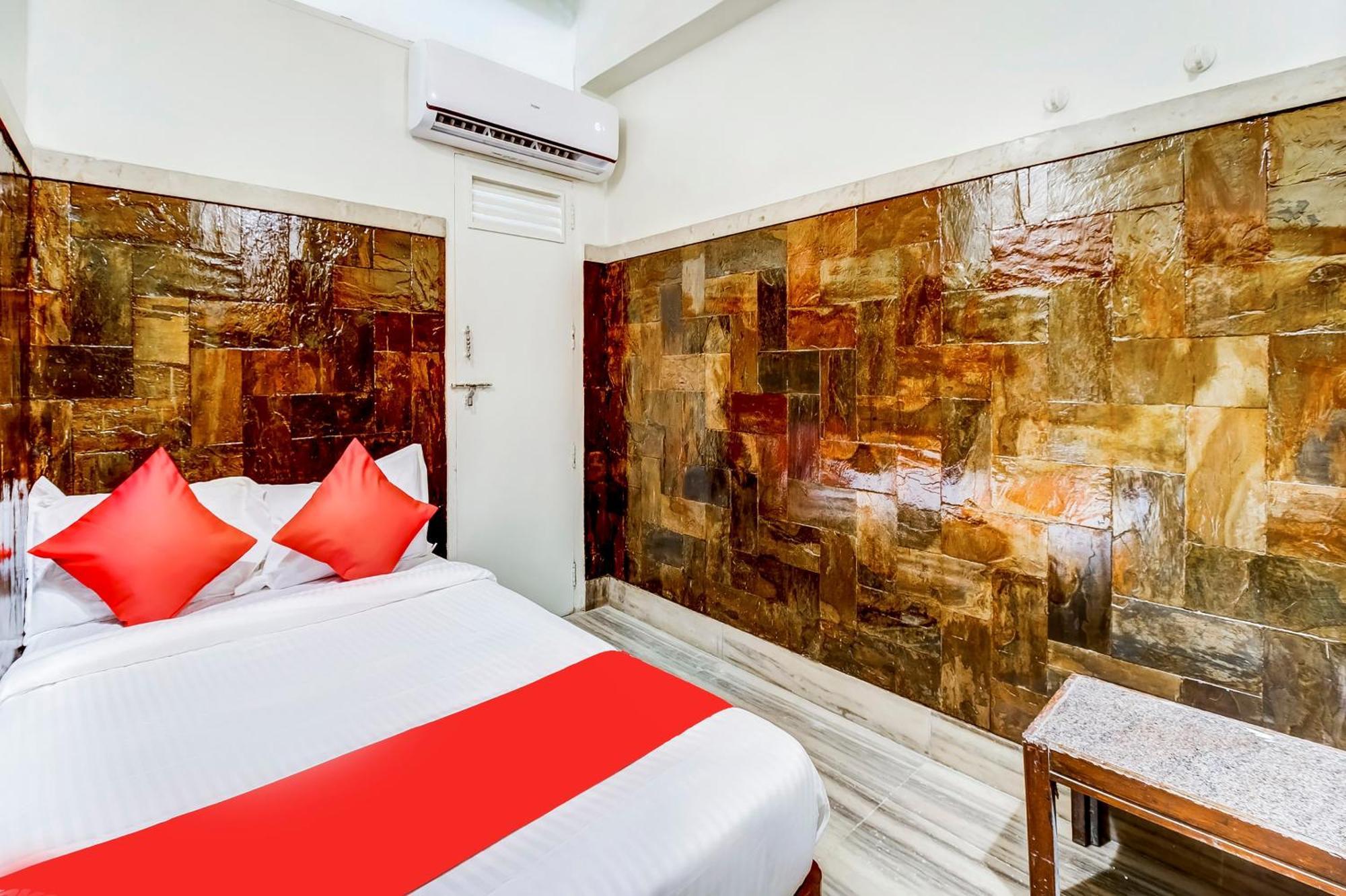 Super Oyo Hotel Dreamland Bombay Extérieur photo