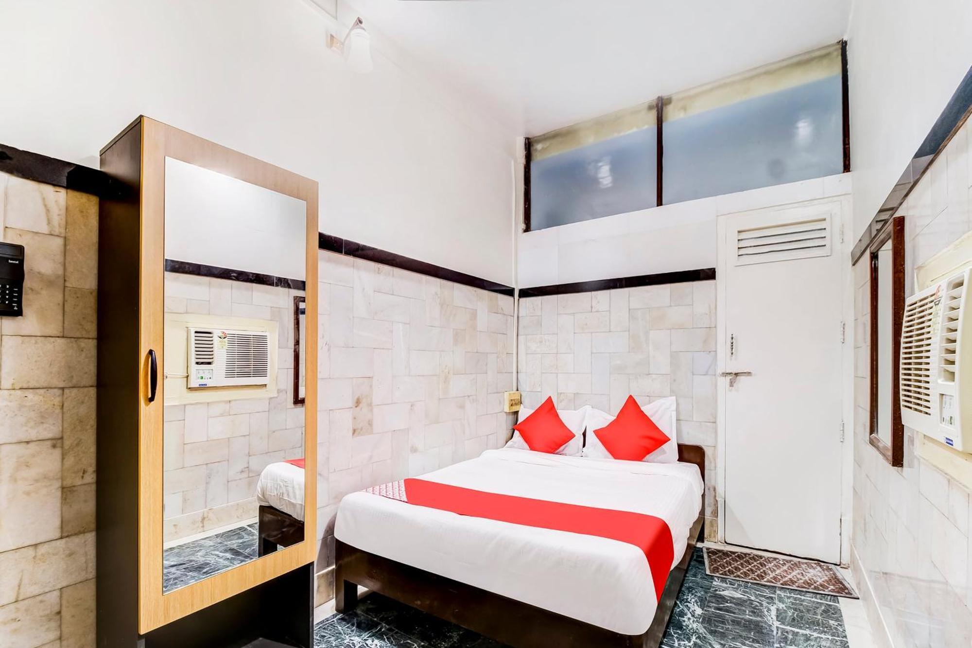 Super Oyo Hotel Dreamland Bombay Extérieur photo