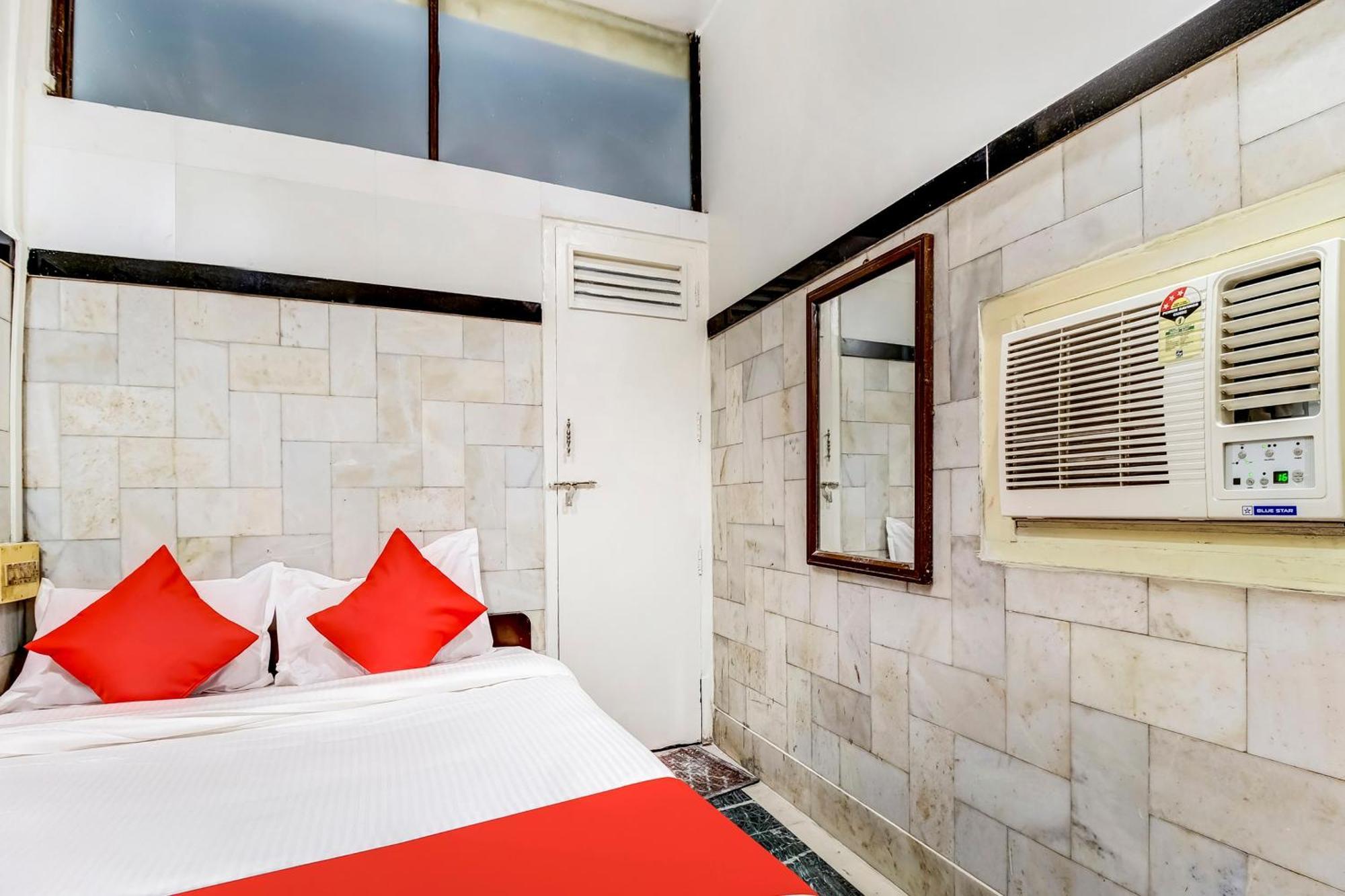 Super Oyo Hotel Dreamland Bombay Extérieur photo